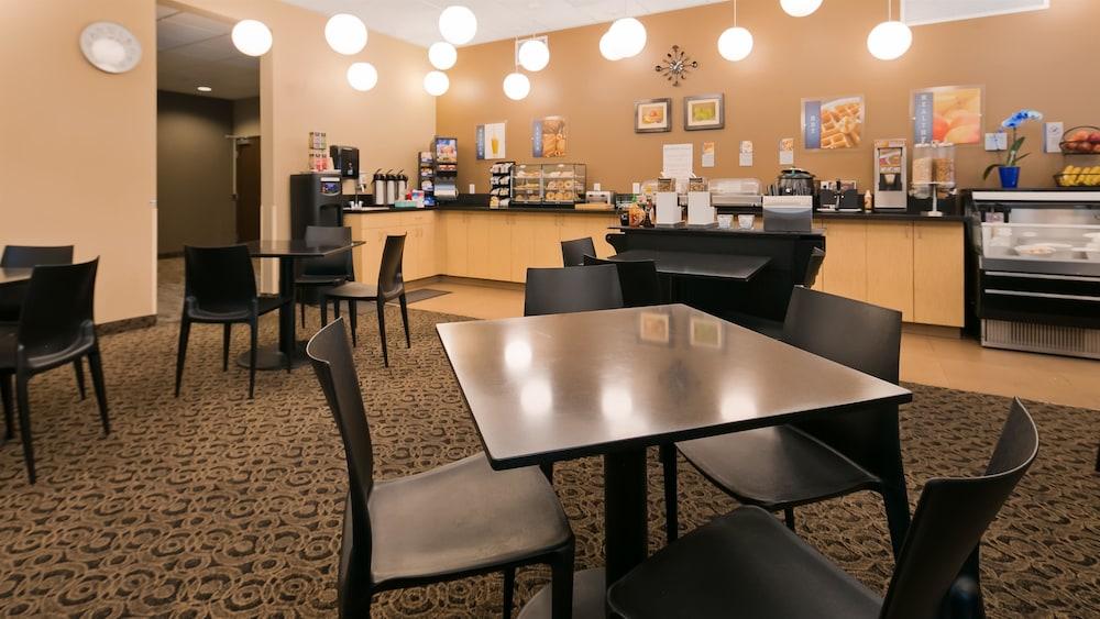Western Inn&suites