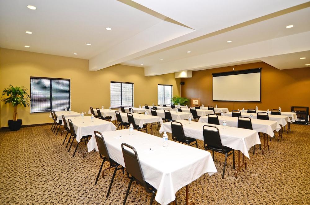 Hotel Western Inn&suites 3*