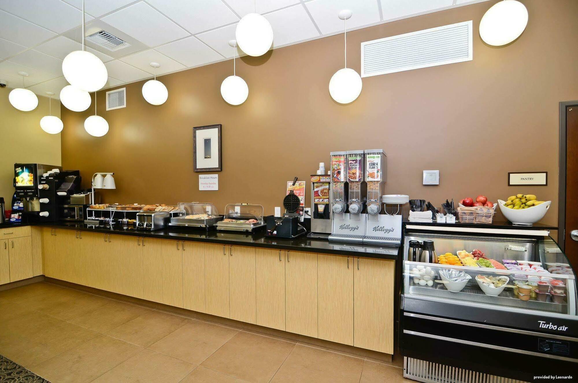Western Inn&suites